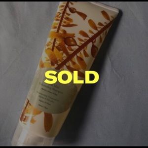SOLD brand new 100% Pure non-toxic shampoo